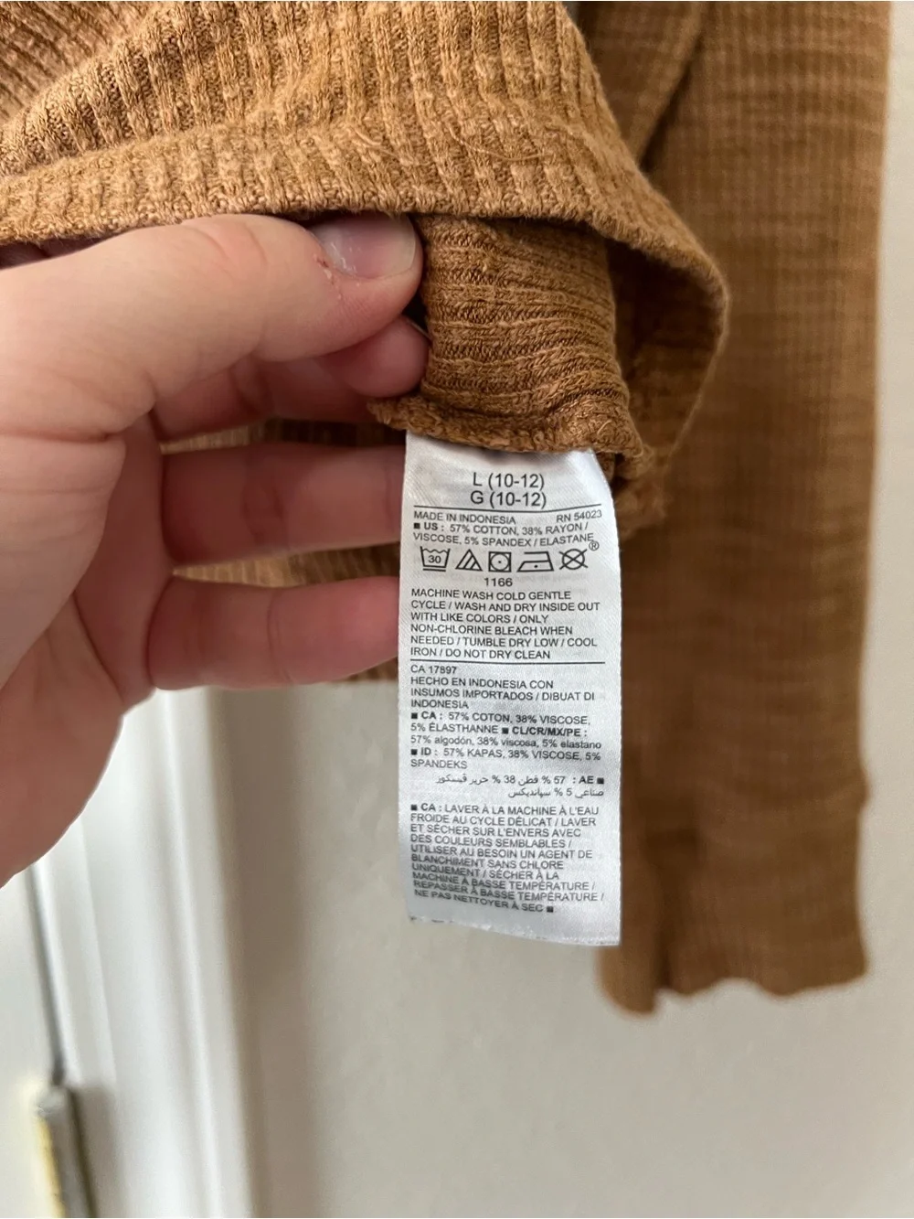 Old Navy Girls L 10-12 Brown Ribbed Plush Twist Front Cropped Hoodie